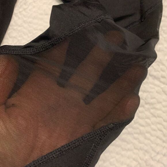 SYROKAN, leggings,  size OO, mesh legs, tie waist with 2 pockets, like new - Picture 5 of 7